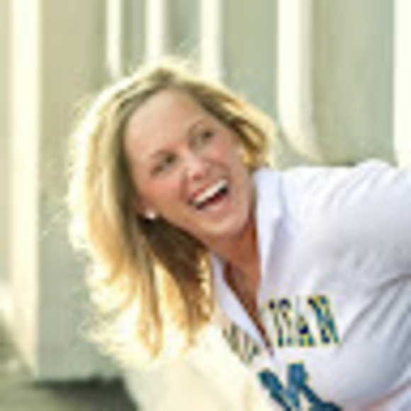 Meet your Posher, Melissa - Picture 1 of 1